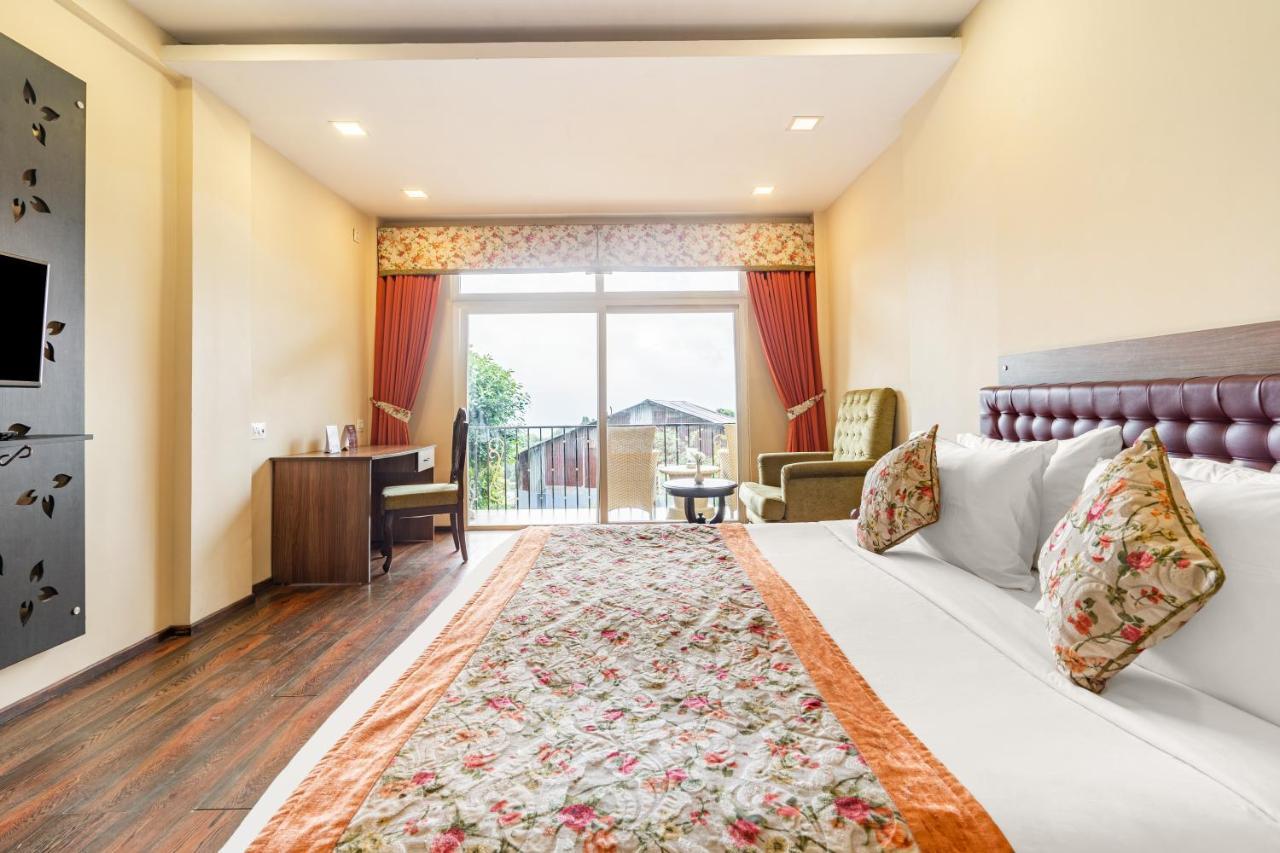 Summit Barsana Resort & Spa Калимпонг Екстериор снимка