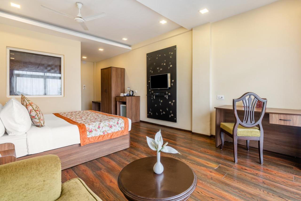 Summit Barsana Resort & Spa Калимпонг Екстериор снимка
