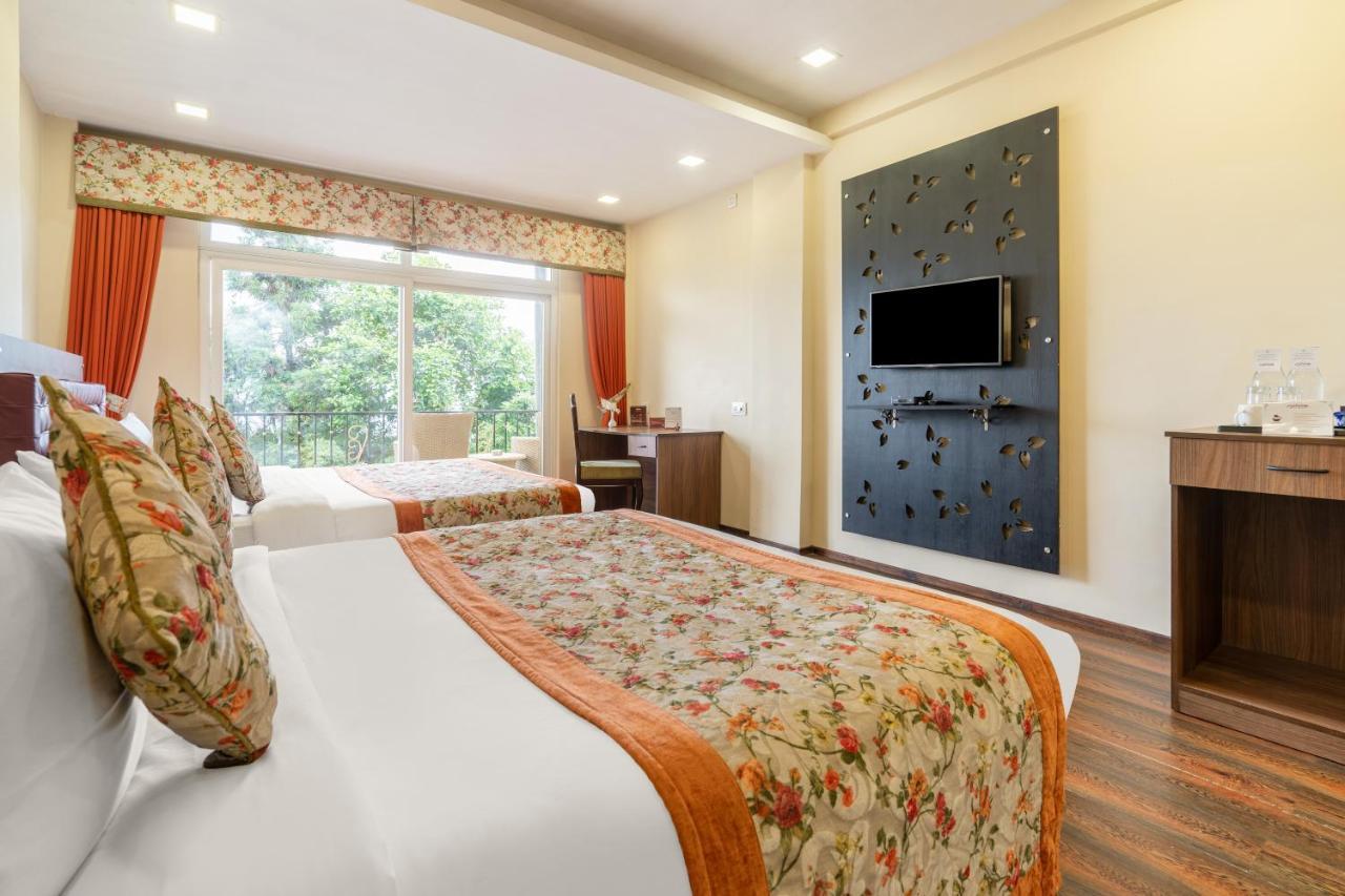 Summit Barsana Resort & Spa Калимпонг Екстериор снимка